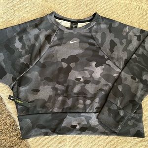 Women’s Nike Sweatshirt